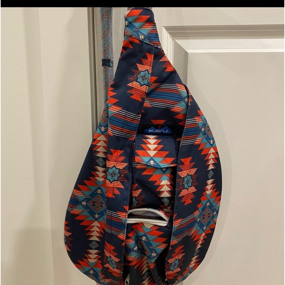 Kava Shoulder Sling